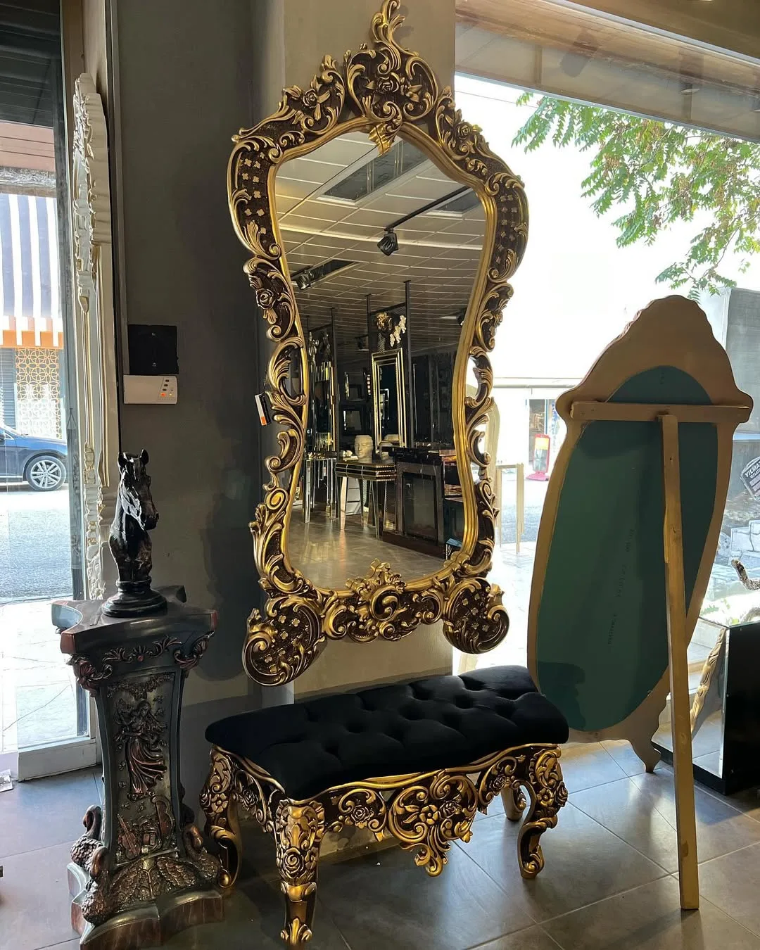 Gold Eskitme Puf Takımı | Klasik Asaletin Modern Yorumu
