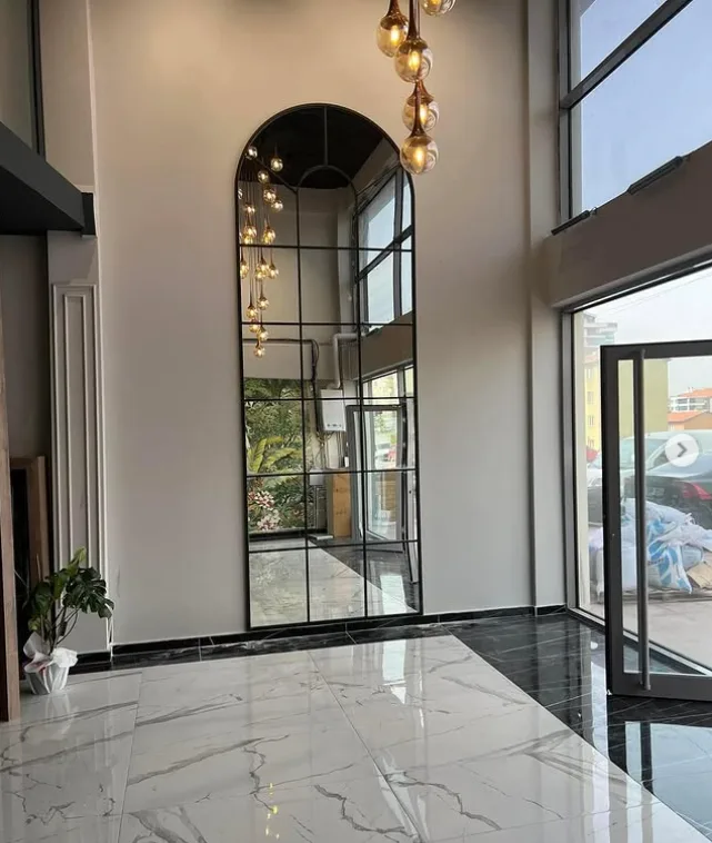 Metal Pencere Ayna Modeli