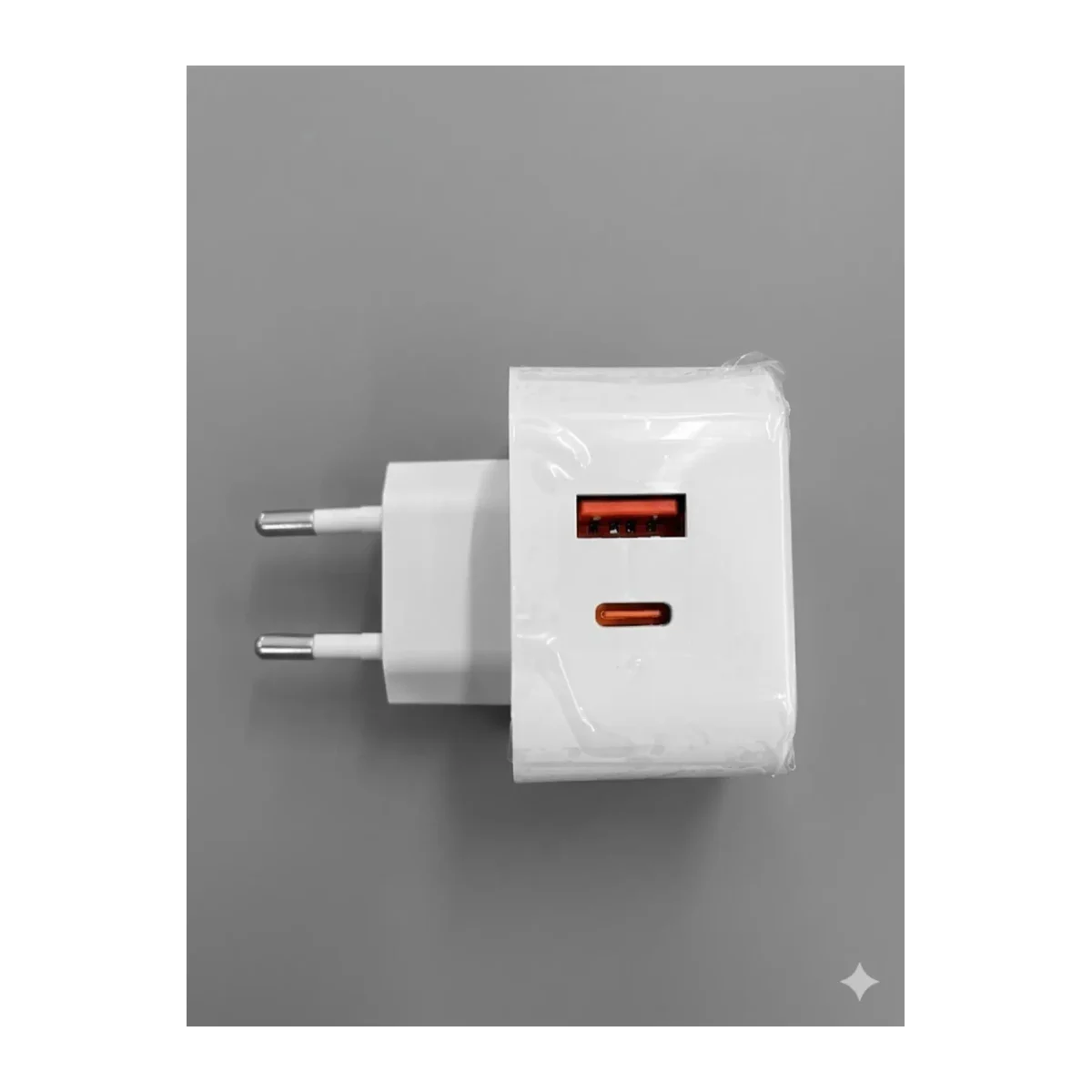 MT-GAN-45 HIZLI ŞARJ ADAPTÖRÜ 45W BEYAZ - Görsel 2
